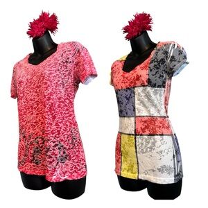 🛑 4/$25 Bundle of 2 V-neck Tees